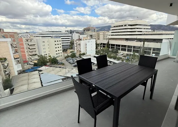 Niarchos Elegant Penthouse
